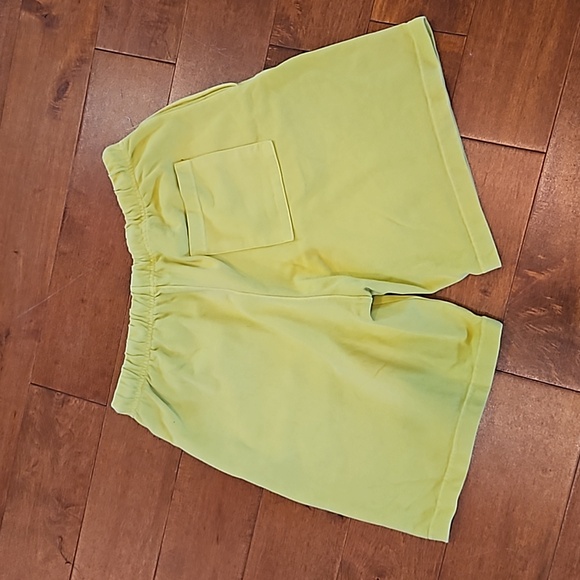 For Those Who Sin yellow sweatshorts - Picture 3 of 3